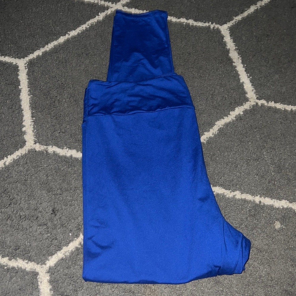 LuLaRoe Solid Royal Blue Tall & Curvy 2 Leggings